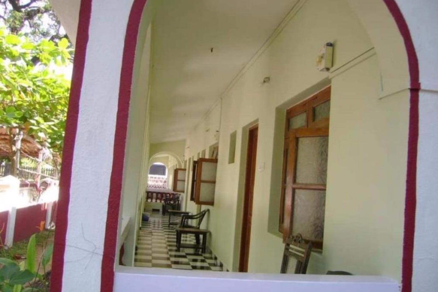 White Negro Beach Resort 