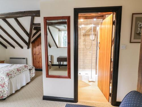 White Cottage Kidderminster 