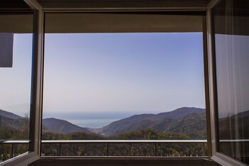 Centro Arnaldi Guestroom View