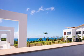 Skyebay Club Terrace/Patio