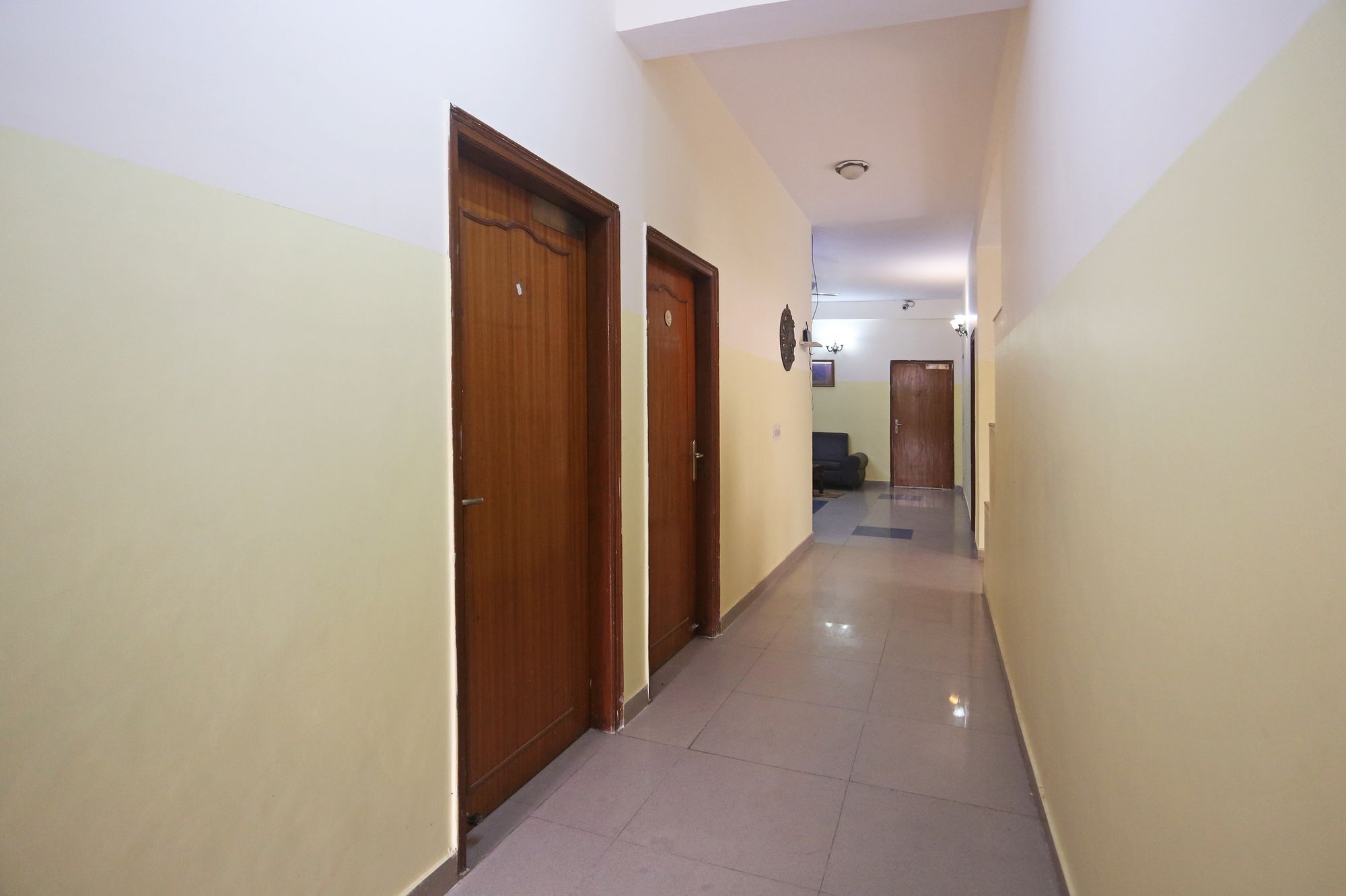 Oyo Rooms Noida Sector 51 