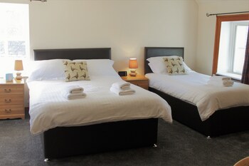Garmouth Hotel Guestroom