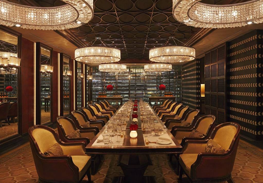 The Leela Ambience Gurgaon Hotel & Residences Spectra