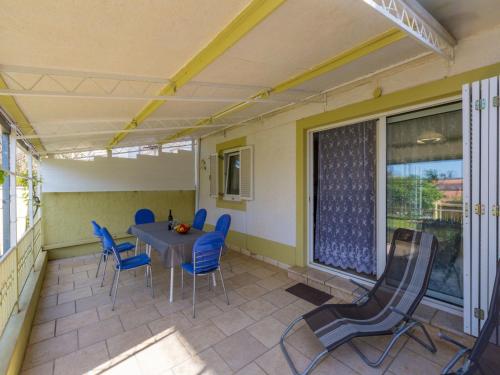 Apartment Elvira 