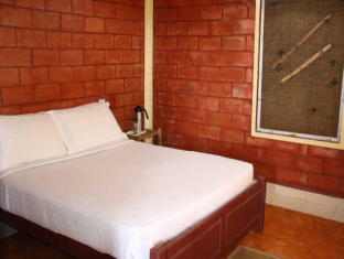 United 21 Paradise Hotel Ooty 
