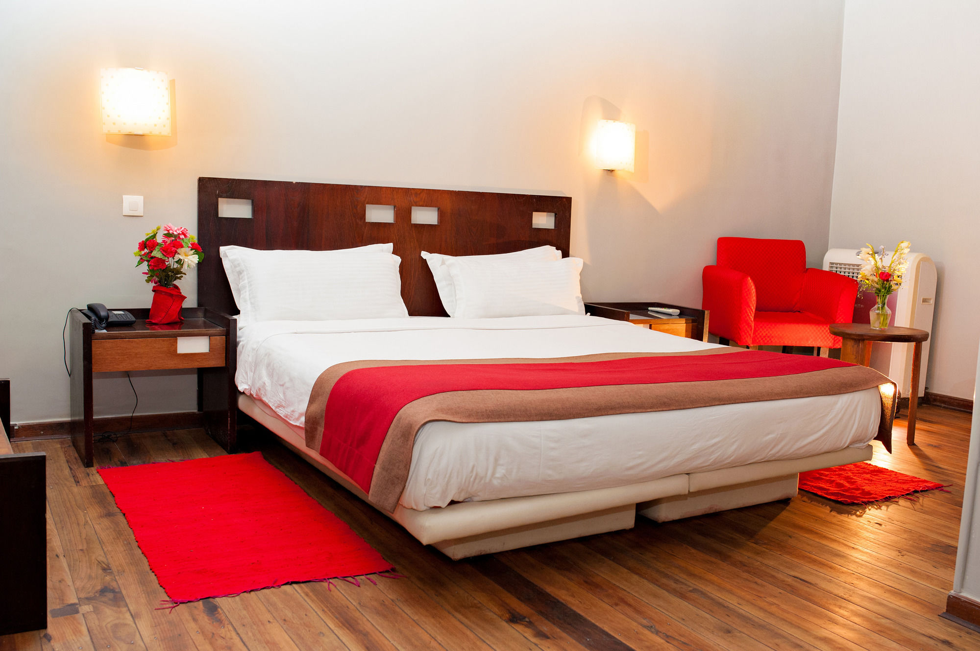 Le Grand Mellis Hôtel & Spa (ل گرند ملیس هôتل و اسپا) 