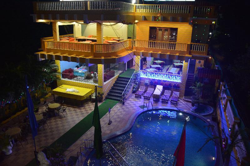 R B R Beach Resort 