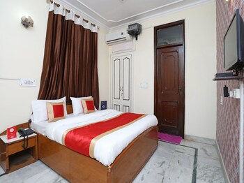 Oyo 9916 Hotel Bhoomik Villas Featured Image