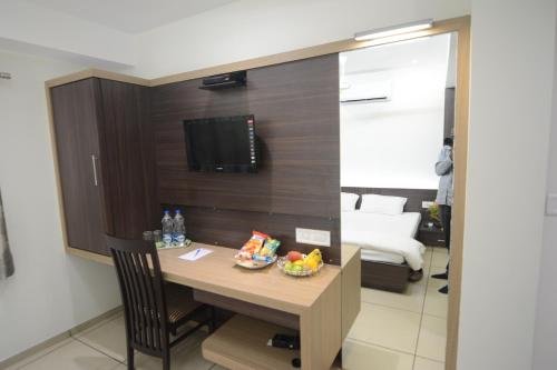 Hotel Kirti 