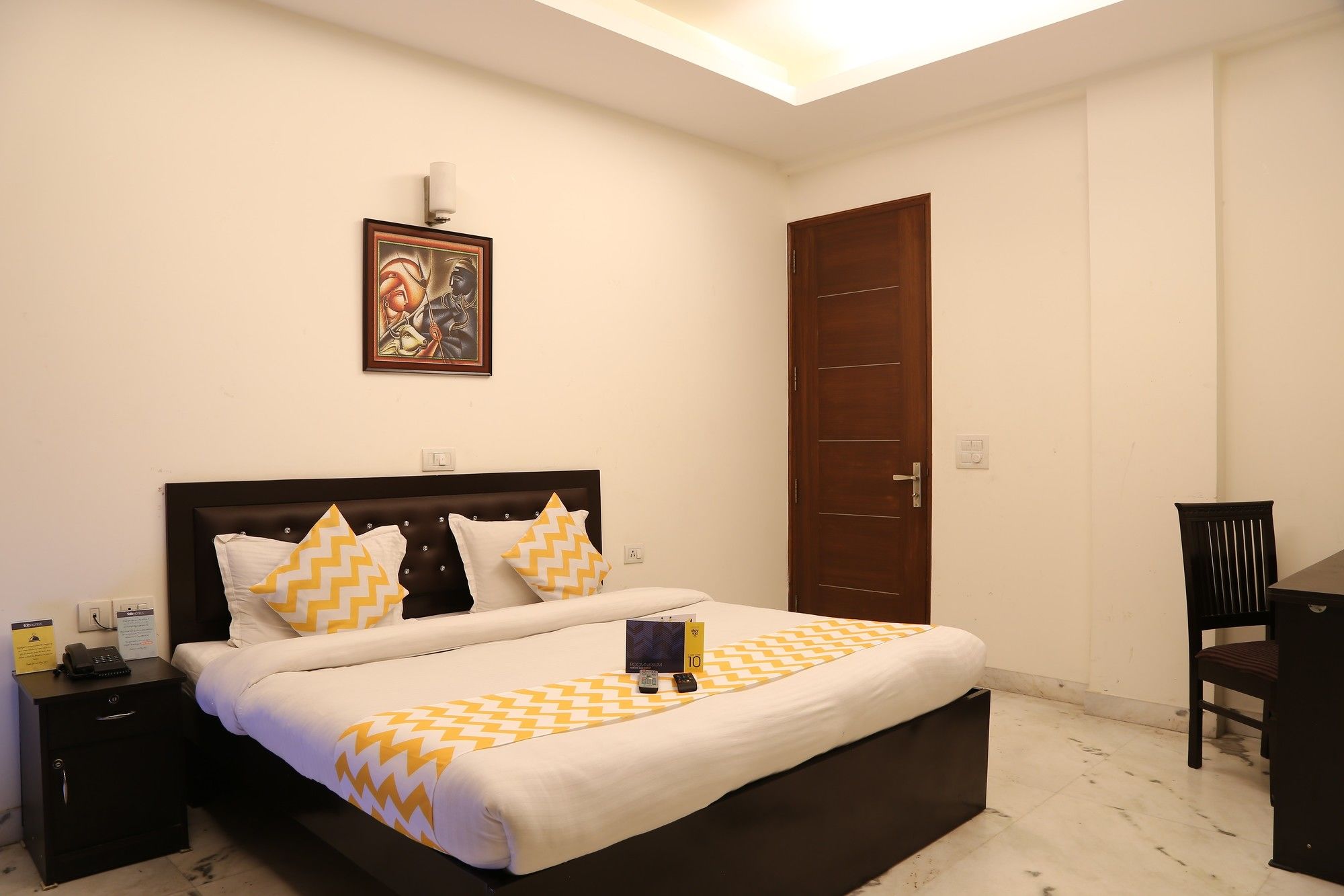 Fabhotel Aksh Palace Dlf Phase 2 