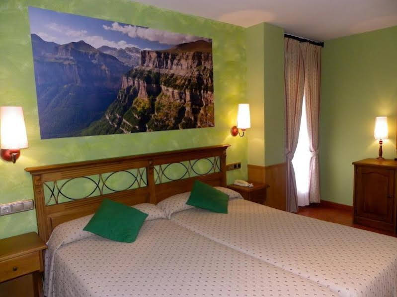Hotel Arnal 
