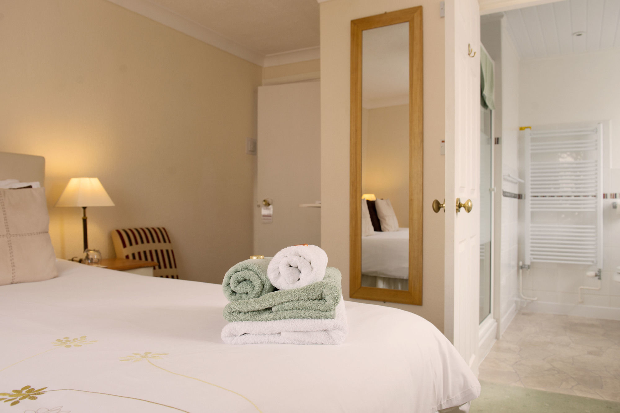 Blue Waters Lodge (بلو واترس لاج) 