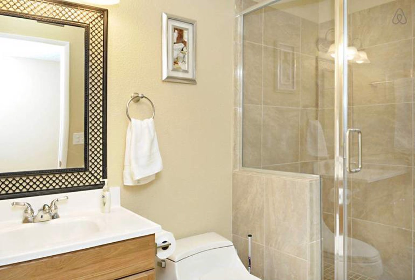 Luxury 4br 8min To Las Vegas Strip (لاکچری ۴بر ۸مین تو لاس وگاس استریپ) 