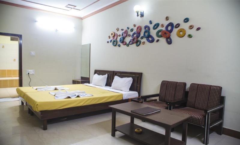 Hotel Priya General view