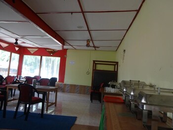 Gold India Beach Resort Restaurant