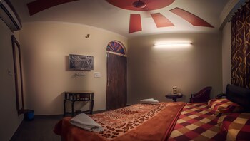 Kalyan Heritage Guestroom