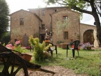 Casale Il Colombaio Di Toiano Property Grounds
