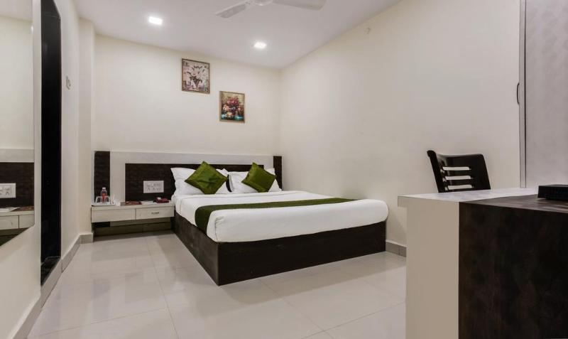 Fabhotel Ashir Inn Marol Room