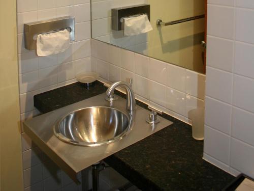 Encore Bed & Breakfast 
