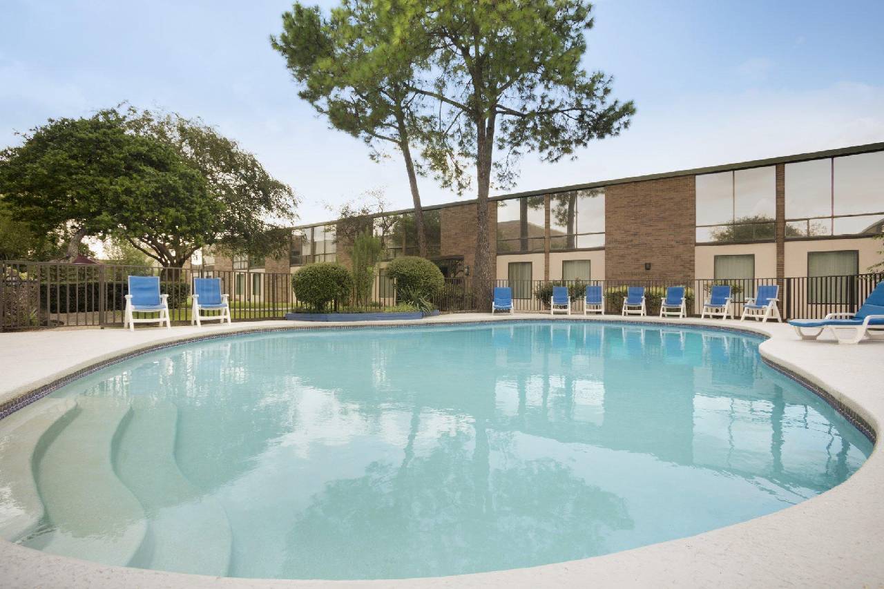 Red Lion Hotel Houston Intercontinental Airport 