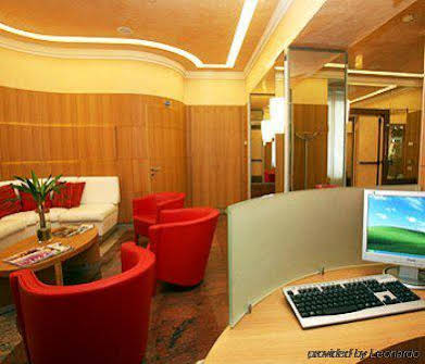 Le Petit Hotel 