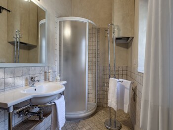 Borgo Iesolana Bathroom