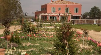 Hotel Santa Coloma Del Camino Property Grounds