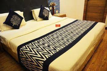 Oyo Rooms Noida Sector 52 Block A 