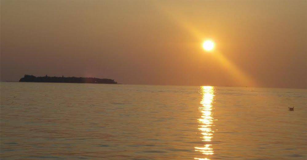 Isle Beach Inn 