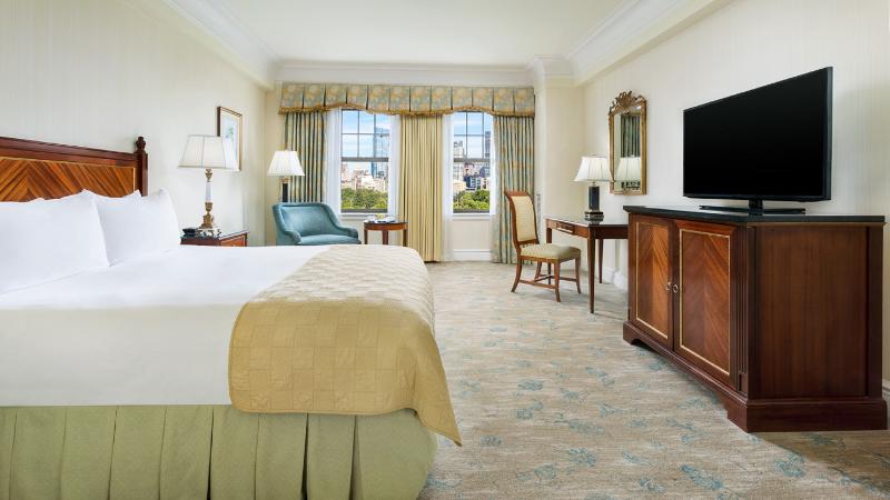 Taj Boston (تاج بوستون) Room