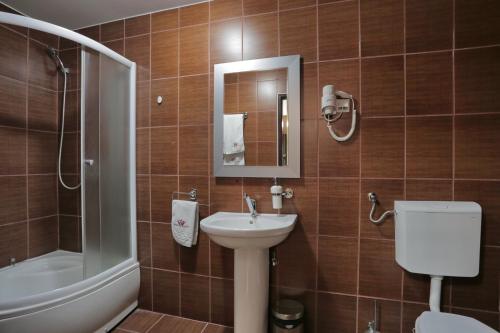 Knez Petrol Motel 
