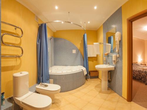 Business Hotel Sibiria (بیزنس هتل سیبیریا) 