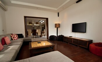 Villa Kaira Living Room
