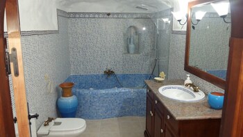 Casa Cuevas El Mirador Bathroom