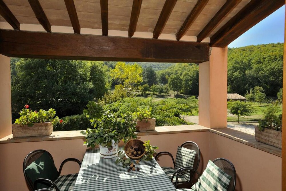 Agriturismo Il Corniolo Terrace/Patio