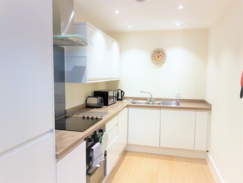Mk City Centre Serviced Apartment In-Room Kitchen
