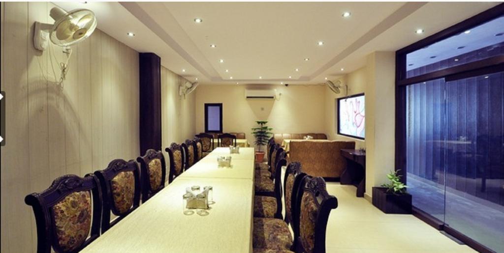 Hotel Jasmine 