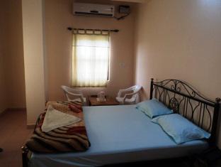 Hotel Amit Mahal 