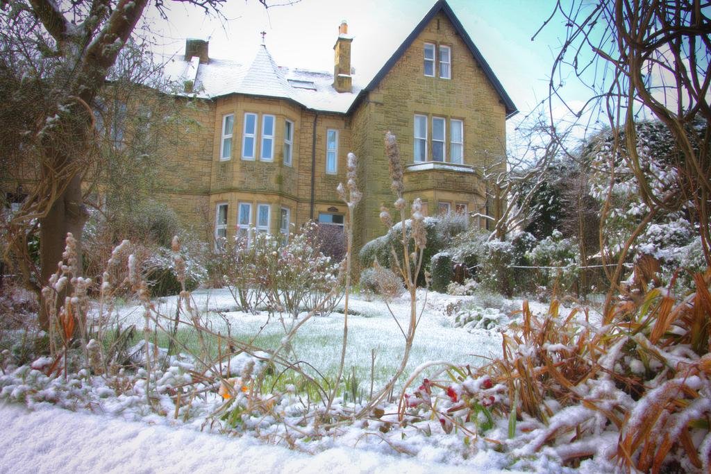 Stone Guard Guest House 