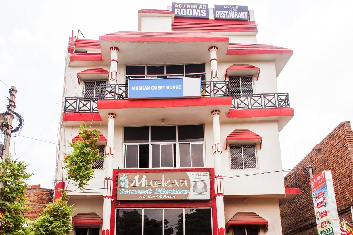 Muskan Hotel 