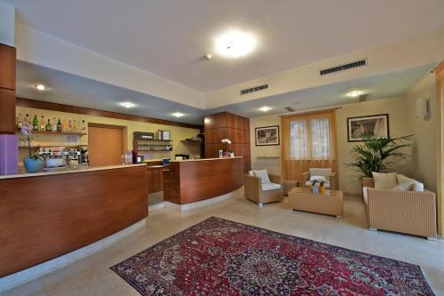 Hotel GarnÌ Orchidea 