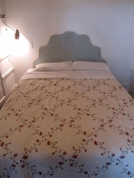 Herbivorian House Guestroom