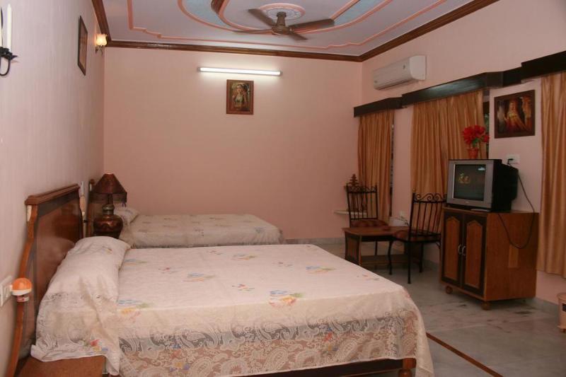 Moonlight Hotel General view