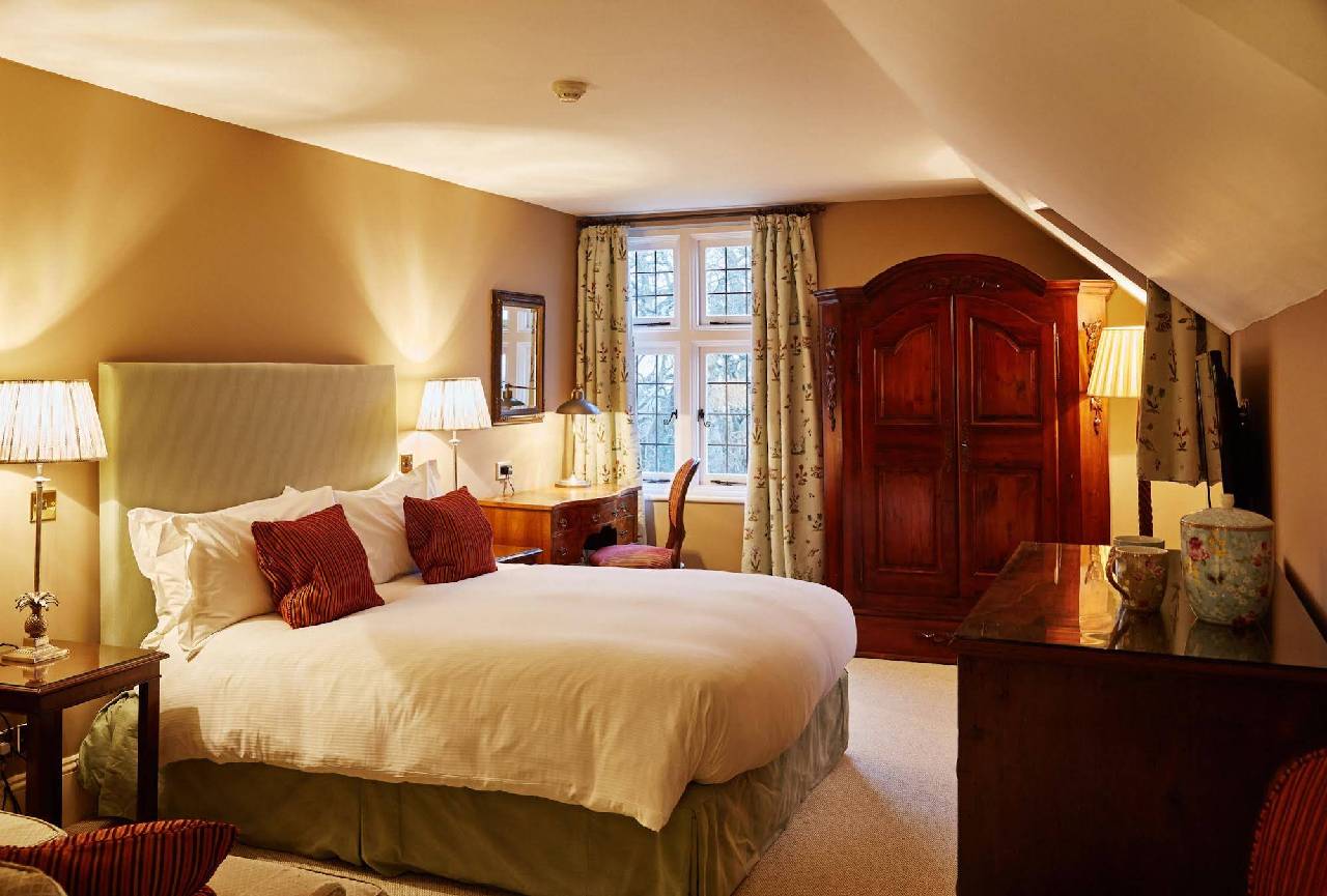 Ockenden Manor Hotel & Spa 