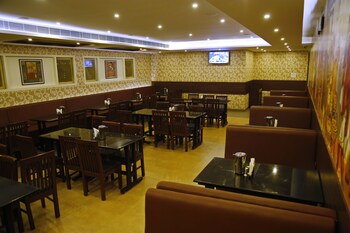 Hotel Sivaranjani Dining