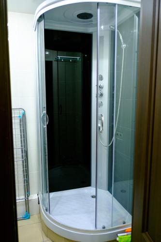 Apartment On Prospekt Yamasheva 60 
