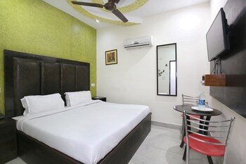 Oyo 4727 Hotel Sangam Pacific Guestroom