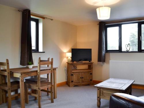 Holly Lodge 