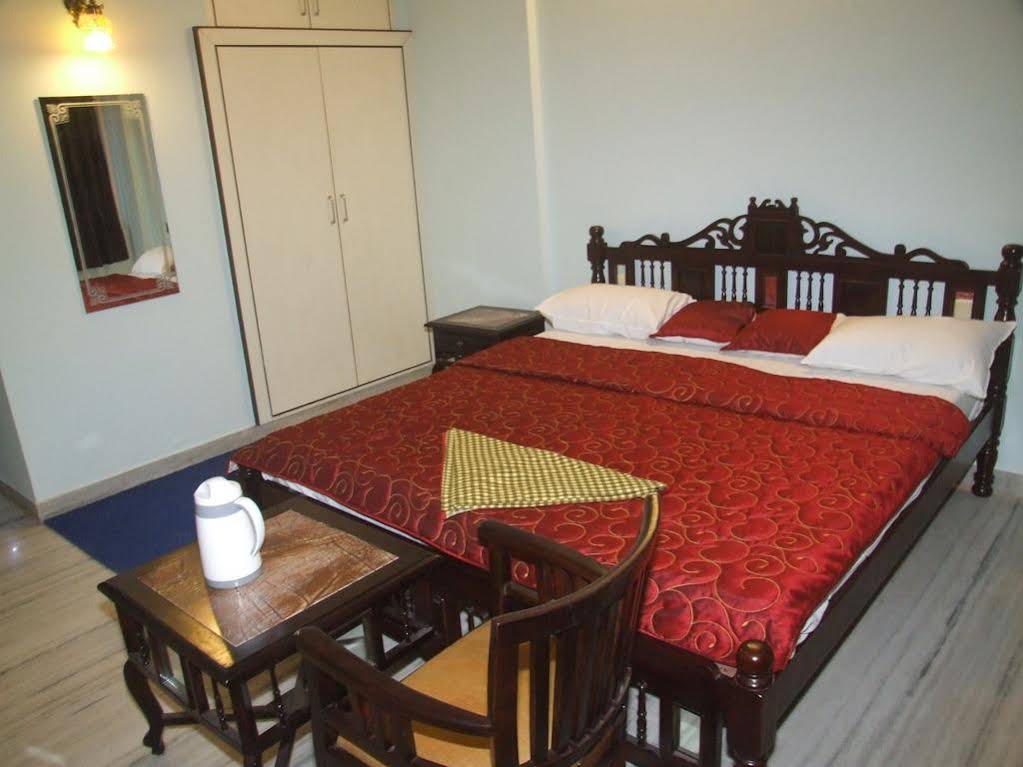 Chit Chat Guest House 