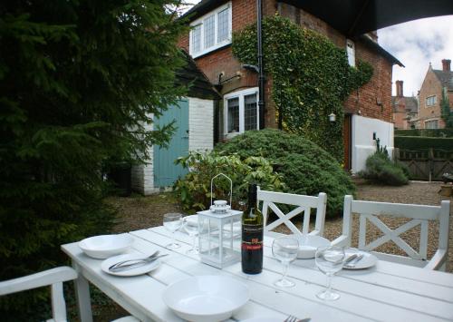 Orions Cottage (اوریونس كوتاج) 